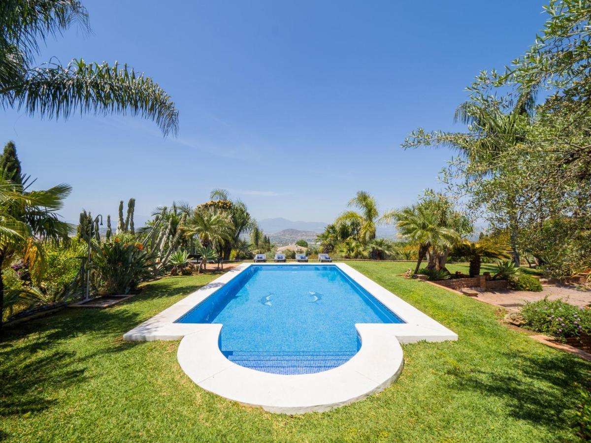 Cubo'S Finca Los Dragos Alhaurín el Grande Eksteriør billede