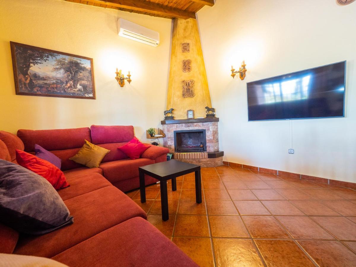 Cubo'S Finca Los Dragos Alhaurín el Grande Eksteriør billede